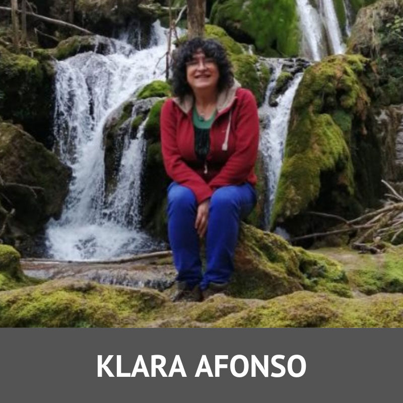 Descubre el proyecto colaborativo de Guillermina García y Klara Afonso, una revalorización de los saberes tradicionales de las mujeres vascas e inmigrantes que habitan en el territorio. Al final, se plasmará una compilación de esos conocimientos en un fanzine.